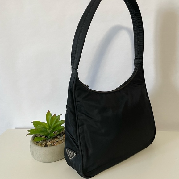 PRADA NYLON SHOULDER BAG - Picture 15 of 16